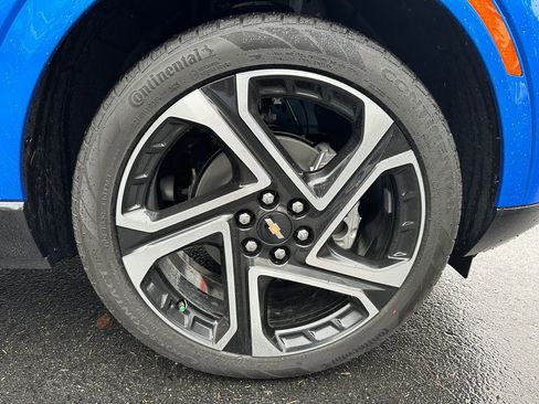 Used 2026 Chevrolet Equinox EV LT w/ Convenience Package II image 9