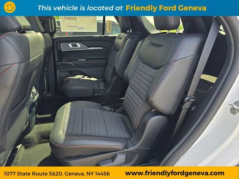 Used 2026 Ford Explorer ST-Line w/ ST-Line Street Pack AWD/4WD image 14