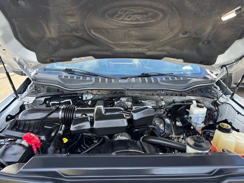Used 2017 Ford F250 XL w/ Power Equipment Group RWD image 13