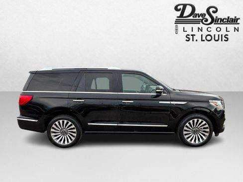 Used 2019 Lincoln Navigator Reserve AWD/4WD image 4