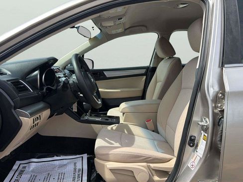 Used 2018 Subaru Outback 2.5i AWD/4WD image 11