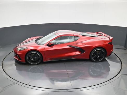 Used 2021 Chevrolet Corvette Stingray Premium Cpe w/ Z51 Performance Package image 25