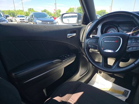Used 2023 Dodge Charger SXT RWD image 15