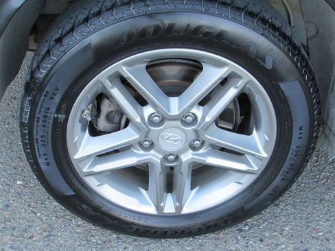 Used 2019 Hyundai Kona SE AWD/4WD image 34