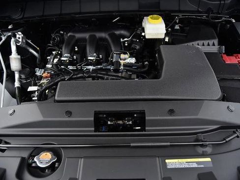 New 2025 Nissan Pathfinder Platinum w/ Cargo Package image 33