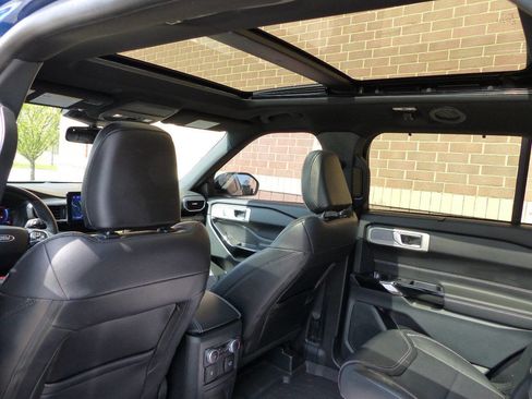 Used 2023 Ford Explorer ST w/ Equipment Group 401A image 26