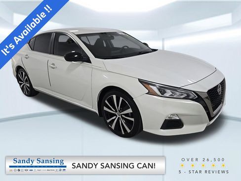 Used 2019 Nissan Altima 2.5 SR FWD image 1