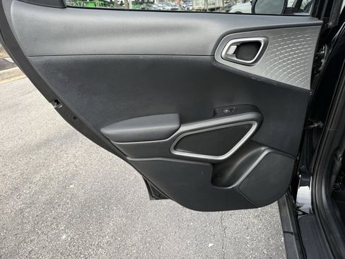 Used 2024 Kia Soul LX w/ Option Group 015 image 29