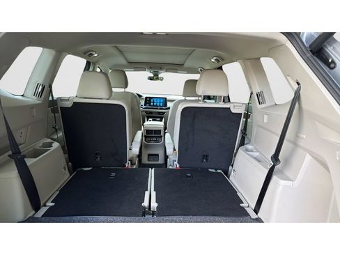 Used 2026 Volkswagen Atlas SE w/ Panoramic Sunroof Package FWD image 28