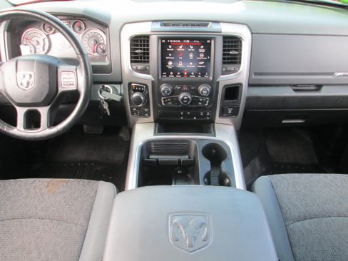 Used 2018 RAM 1500 Big Horn AWD/4WD image 15