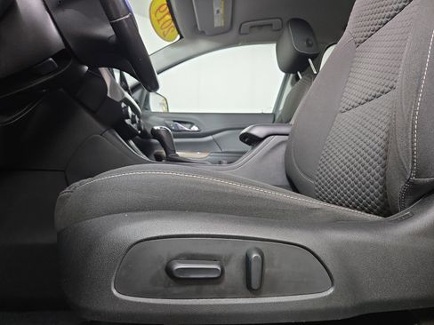 Used 2019 GMC Acadia SLE image 31