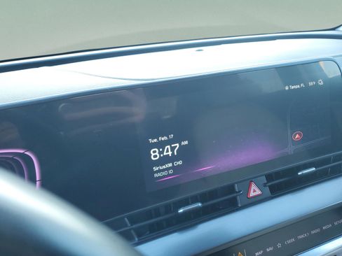 Certified 2024 Kia Sportage EX image 21