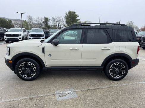 Used 2025 Ford Bronco Sport Outer Banks w/ Outer Banks Tech Package+ image 3