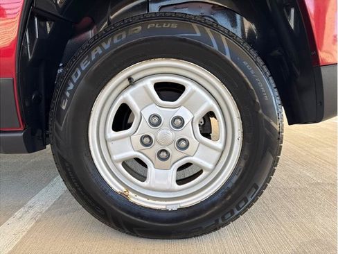 Used 2015 Jeep Patriot Sport w/ Power Value Group AWD/4WD image 23