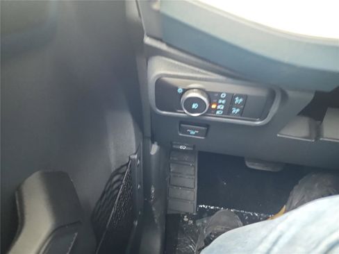 New 2025 Ford Bronco Heritage Edition image 32