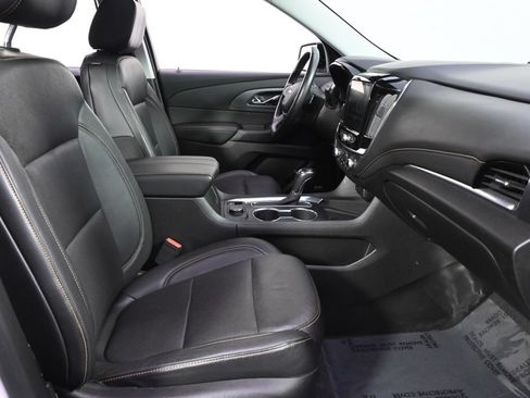 Used 2018 Chevrolet Traverse Premier w/ Redline Edition AWD/4WD image 16
