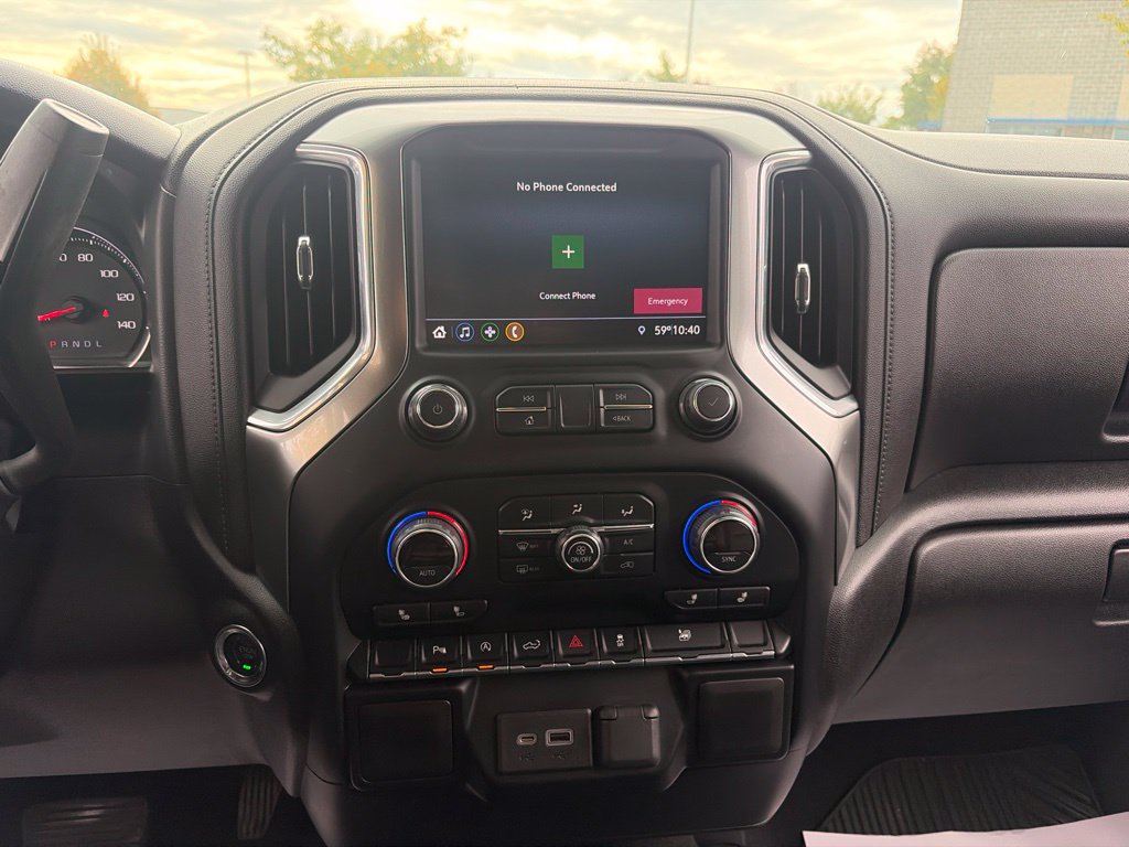 Used 2020 Chevrolet Silverado 1500 RST w/ Rally Edition RWD image 11