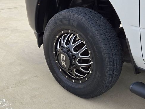 Used 2019 RAM 3500 Tradesman RWD image 18