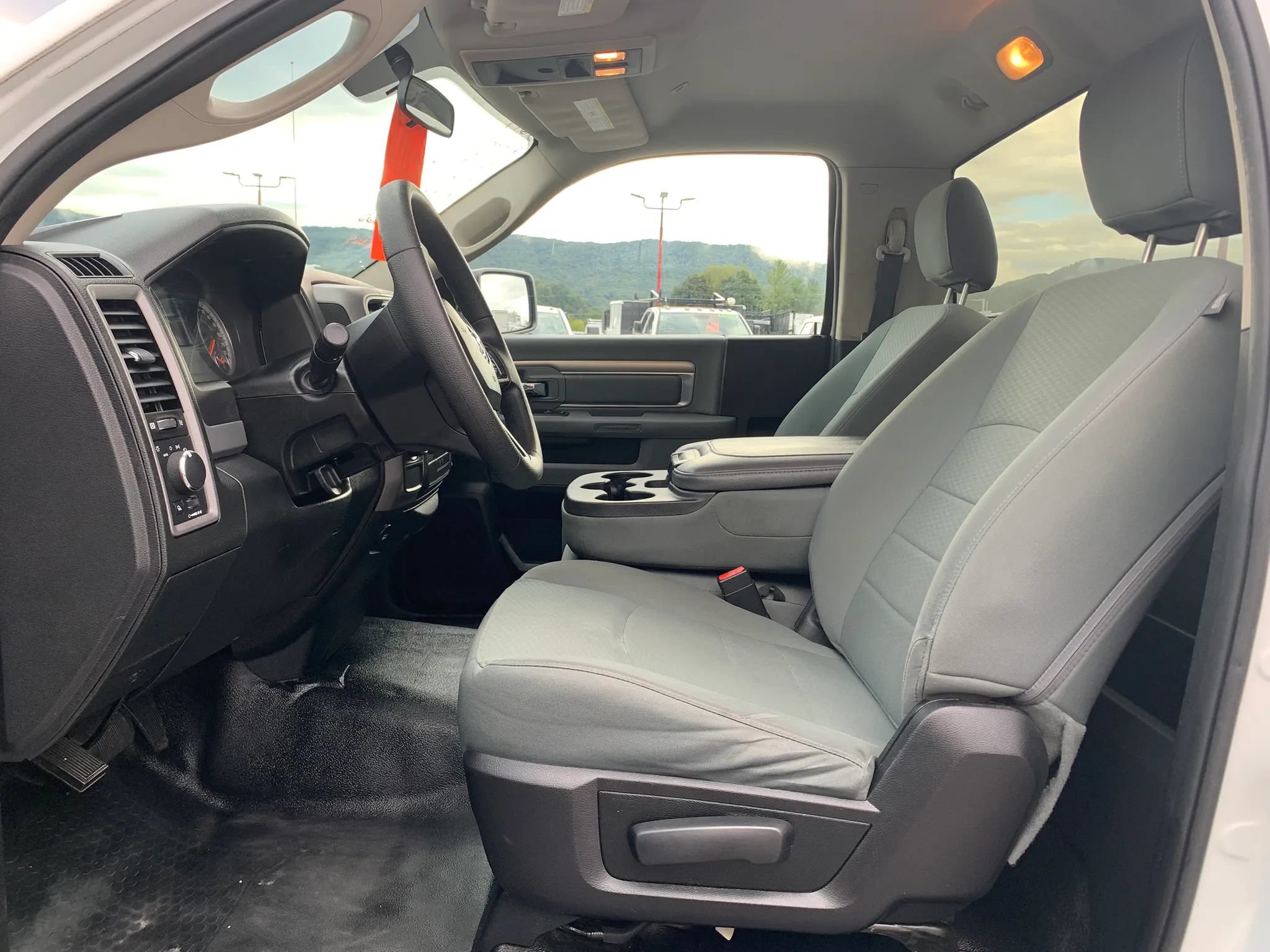 Used 2017 RAM 1500 Tradesman w/ Power & Remote Entry Group RWD image 9