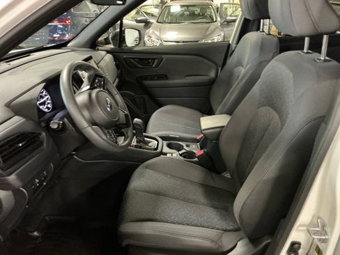Certified 2025 Subaru Forester Premium AWD/4WD image 15