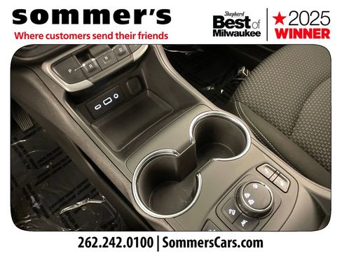 Used 2024 GMC Terrain SLE w/ Driver Convenience Package image 20