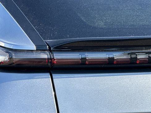 Certified 2025 Cadillac Lyriq Luxury image 43