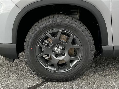 New 2025 Honda Pilot TrailSport image 8