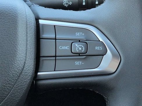New 2026 Jeep Compass Latitude AWD/4WD image 24