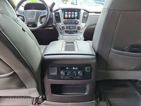 Used 2019 GMC Yukon XL Denali w/ Denali Ultimate Package AWD/4WD image 35