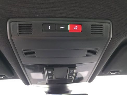 Used 2025 Volkswagen Jetta Sport FWD image 19