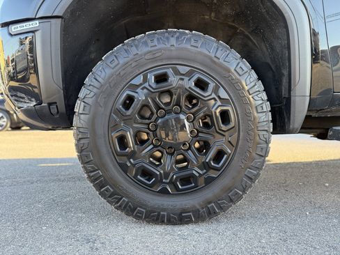 Used 2024 GMC Sierra 2500 Denali w/ Denali Reserve Package image 12