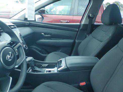 Used 2022 Hyundai Tucson SEL FWD image 5