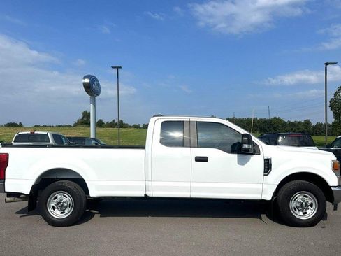 Used 2022 Ford F250 XL w/ Power Equipment Group RWD image 2