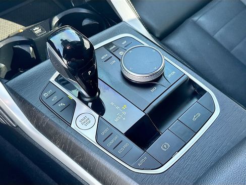 Used 2023 BMW M440i Convertible w/ Premium Package RWD image 18