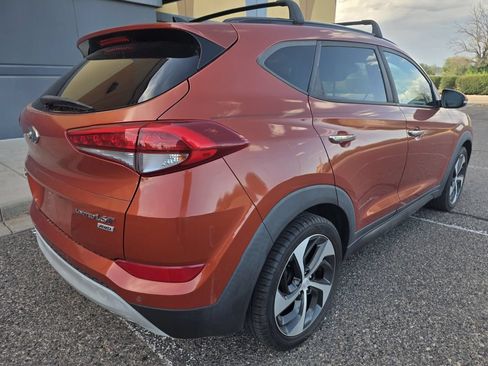 Used 2016 Hyundai Tucson Limited w/ Option Group 03 AWD/4WD image 9