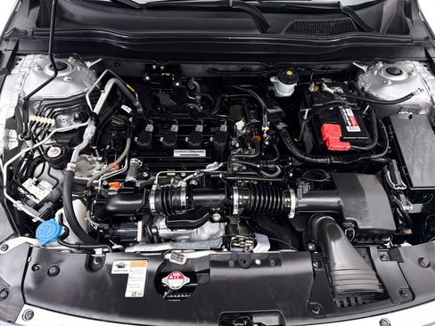 Used 2018 Honda Accord EX image 14