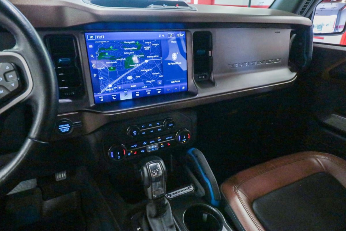 Used 2022 Ford Bronco Outer Banks AWD/4WD image 15