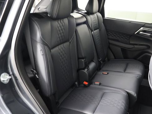 New 2025 Mitsubishi Outlander SEL Black Edition image 37