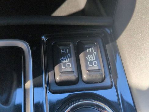 Used 2023 Mitsubishi Eclipse Cross SE image 21