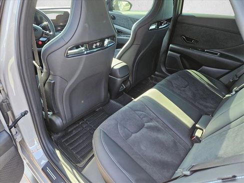 Used 2025 Hyundai Elantra N image 10