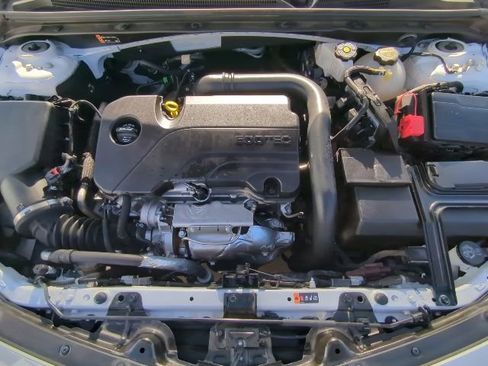 Used 2025 Chevrolet Malibu LT image 27