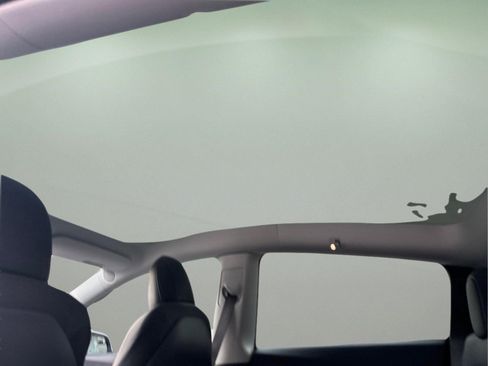 Used 2022 Tesla Model Y Performance AWD/4WD image 19