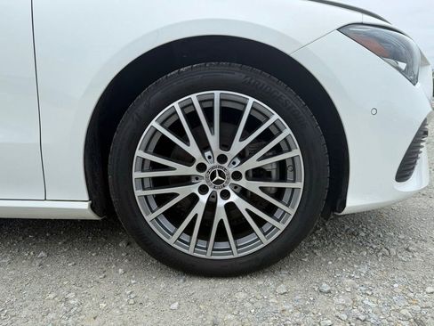 Used 2025 Mercedes-Benz CLA 250 4MATIC image 17