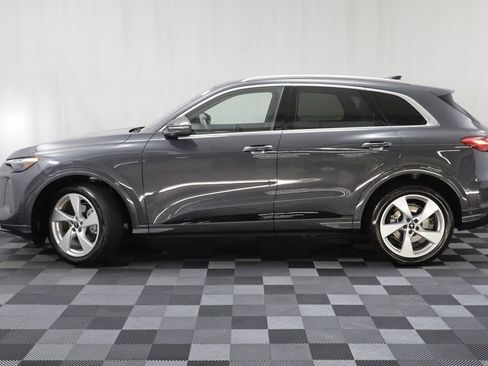 Used 2025 Audi Q5 Prestige AWD/4WD image 4