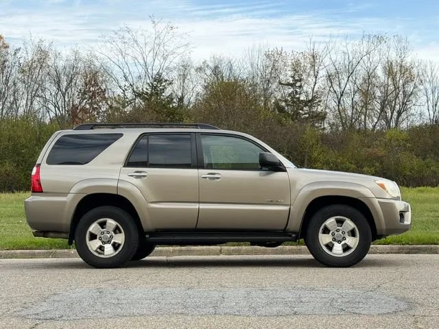 Used 2006 Toyota 4Runner SR5 AWD/4WD image 19