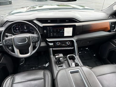 Used 2022 GMC Sierra 1500 Denali AWD/4WD image 14