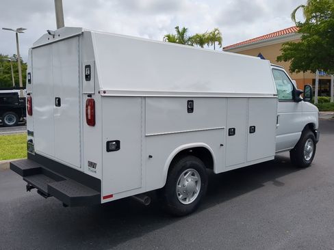 New 2025 Ford E-350 and Econoline 350 Super Duty w/ Power Equipment Group image 4