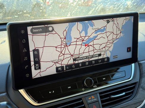 New 2025 Nissan Altima 2.5 SL image 12