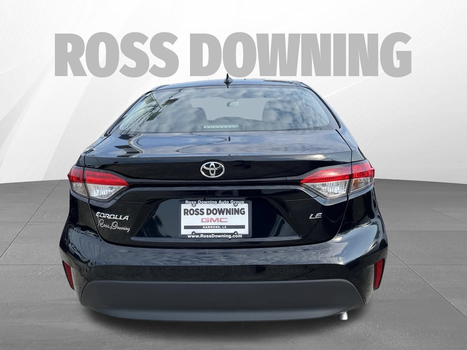 Used 2024 Toyota Corolla LE FWD image 5