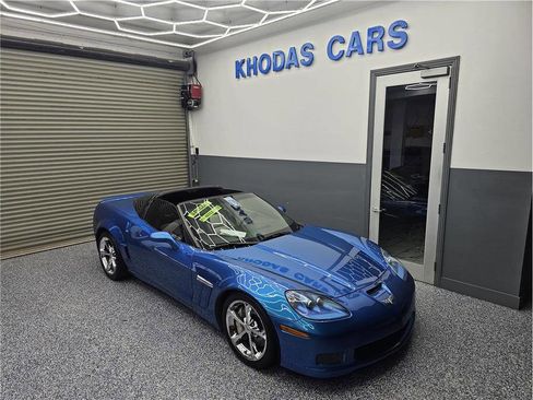 Used 2010 Chevrolet Corvette Grand Sport w/ Preferred Equipment Group image 17